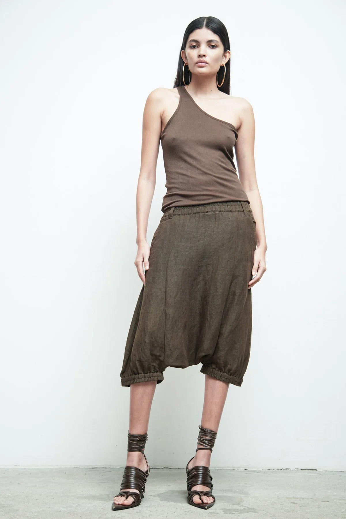 Cove Short Linen sold by Nicholas K product image thumbnail 2