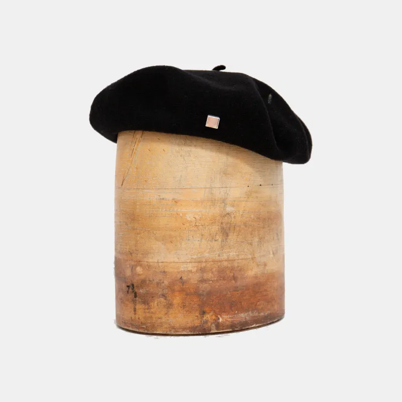 Basque NF sold by Nick Fouquet