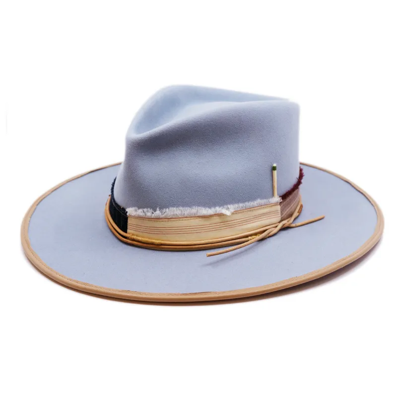 Dowyer sold by Nick Fouquet