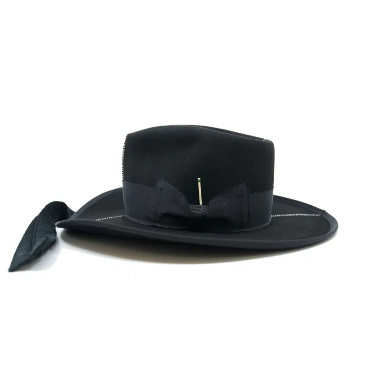 Rive Droite sold by Nick Fouquet