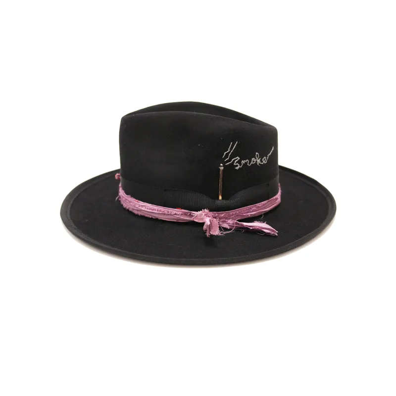 Violet Smoke sold by Nick Fouquet