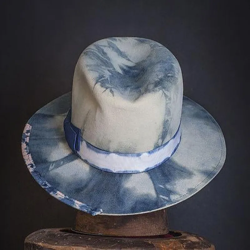 Hat 205 made by Nick Fouquet