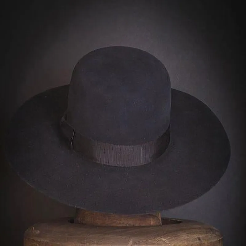 Hat 184 sold by Nick Fouquet