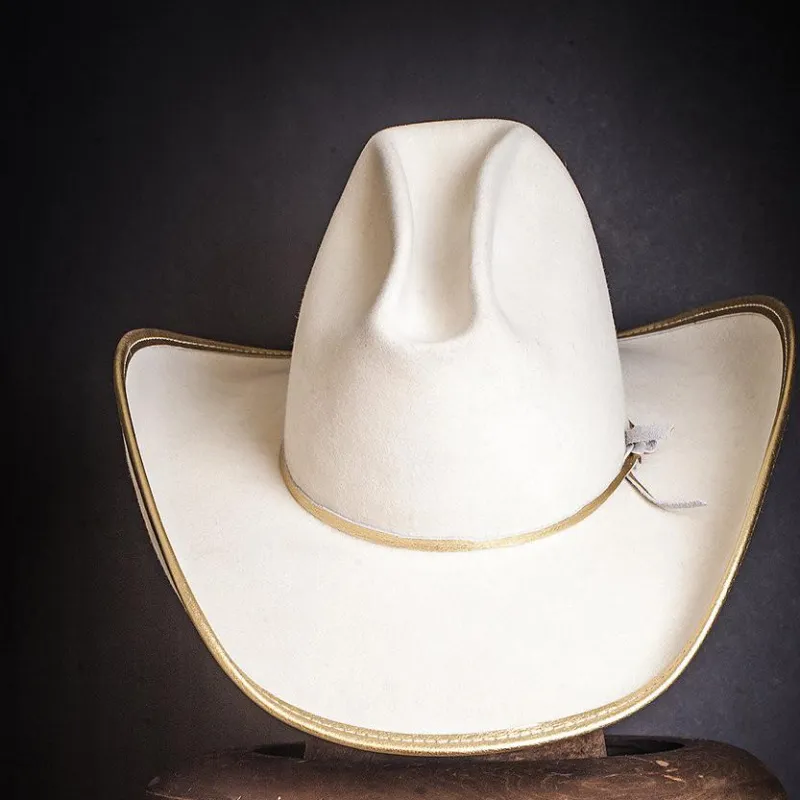 Hat 143 made by Nick Fouquet