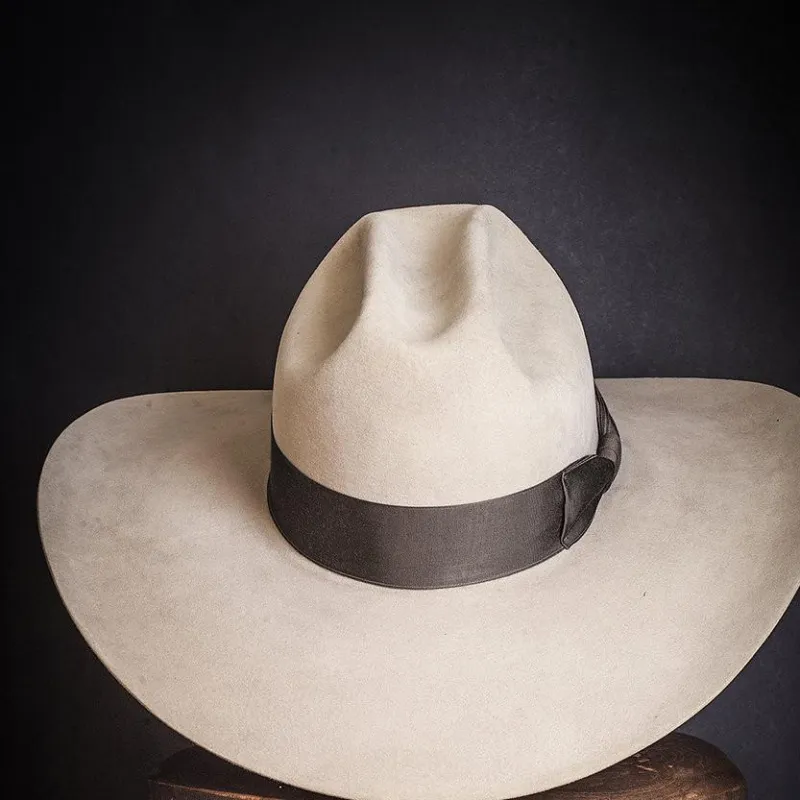 Hat 140 sold by Nick Fouquet