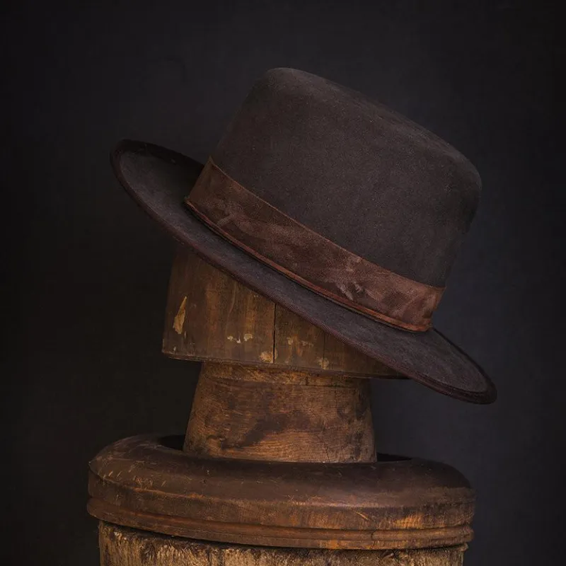 Hat 017 made by Nick Fouquet