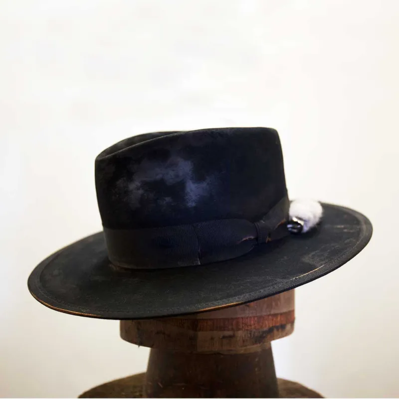 The Lucky Cat sold by Nick Fouquet