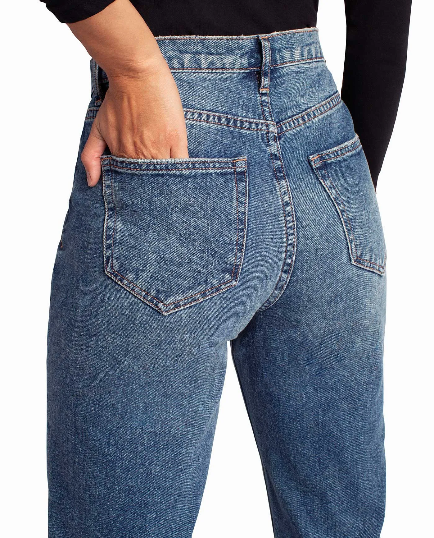 REDHOOK HIGH RISE 90'S LOOSE FIT JEAN sold by Nicole Miller product image thumbnail 4