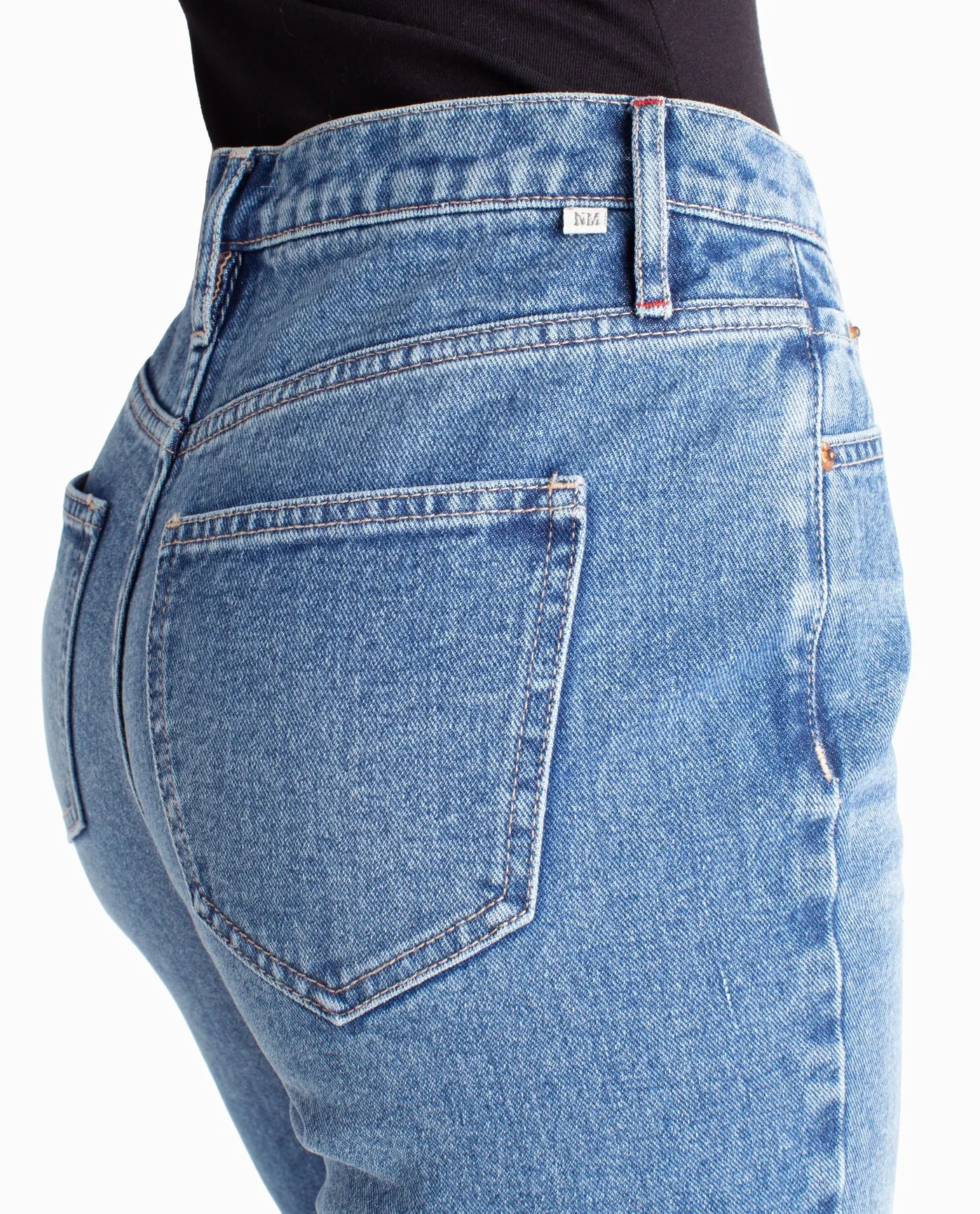 SUNNYSIDE HIGH RISE TAPER LEG JEAN sold by Nicole Miller product image thumbnail 4