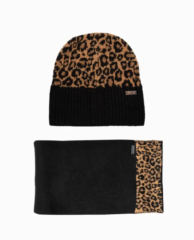 LEOPARD BEANIE AND SCARF SET made by Nicole Miller