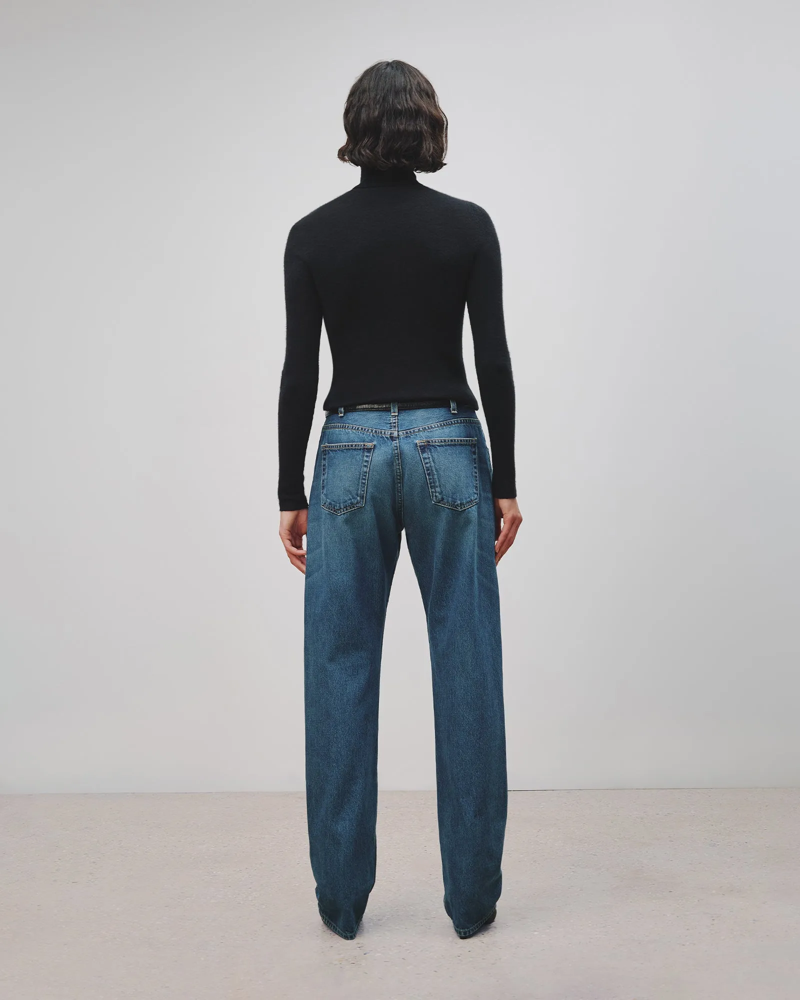 LYNETTE CASHMERE TURTLENECK sold by Nili Lotan product image thumbnail 4