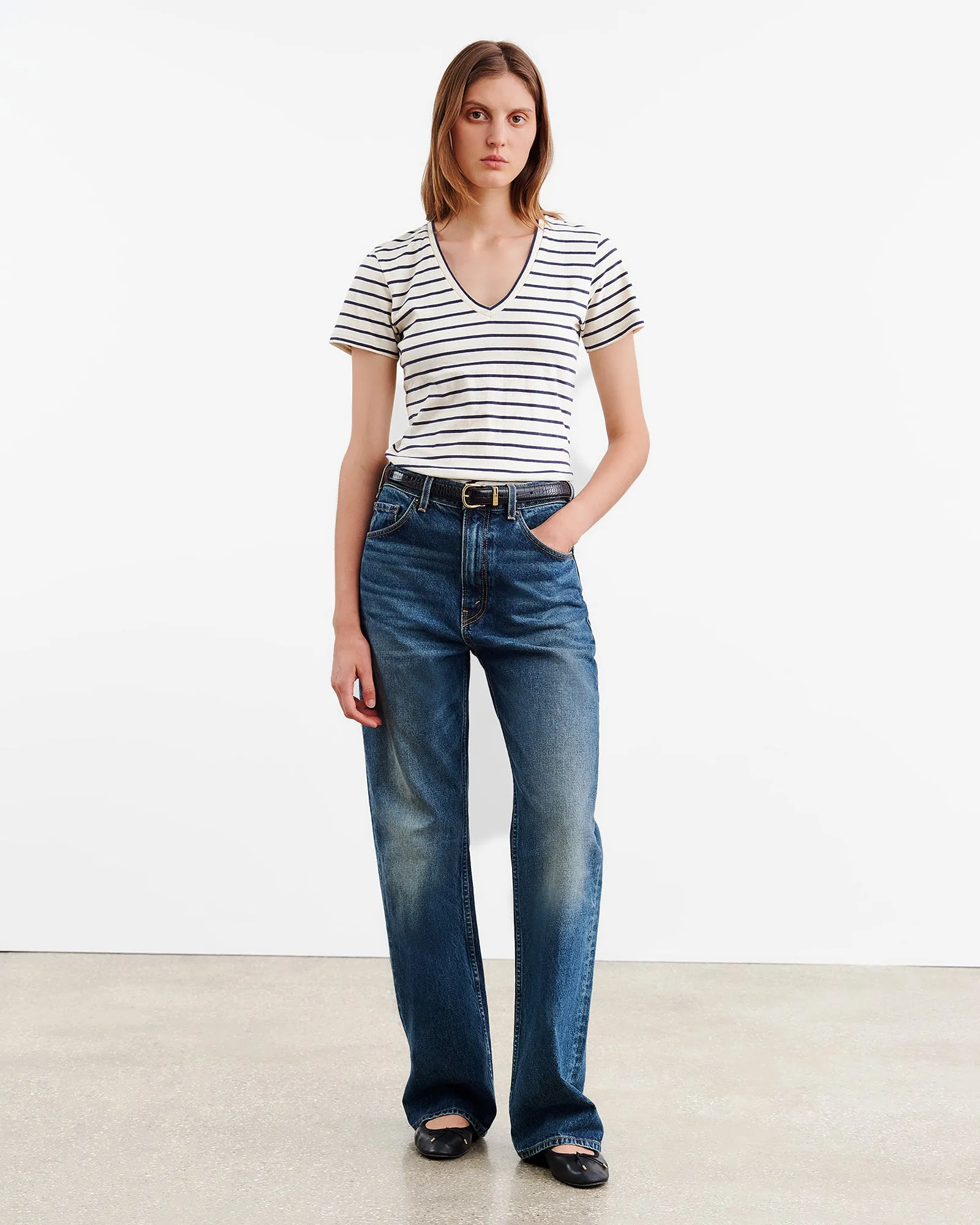 STRIPED CAROL VNECK TEE SHIRT sold by Nili Lotan product image thumbnail 4