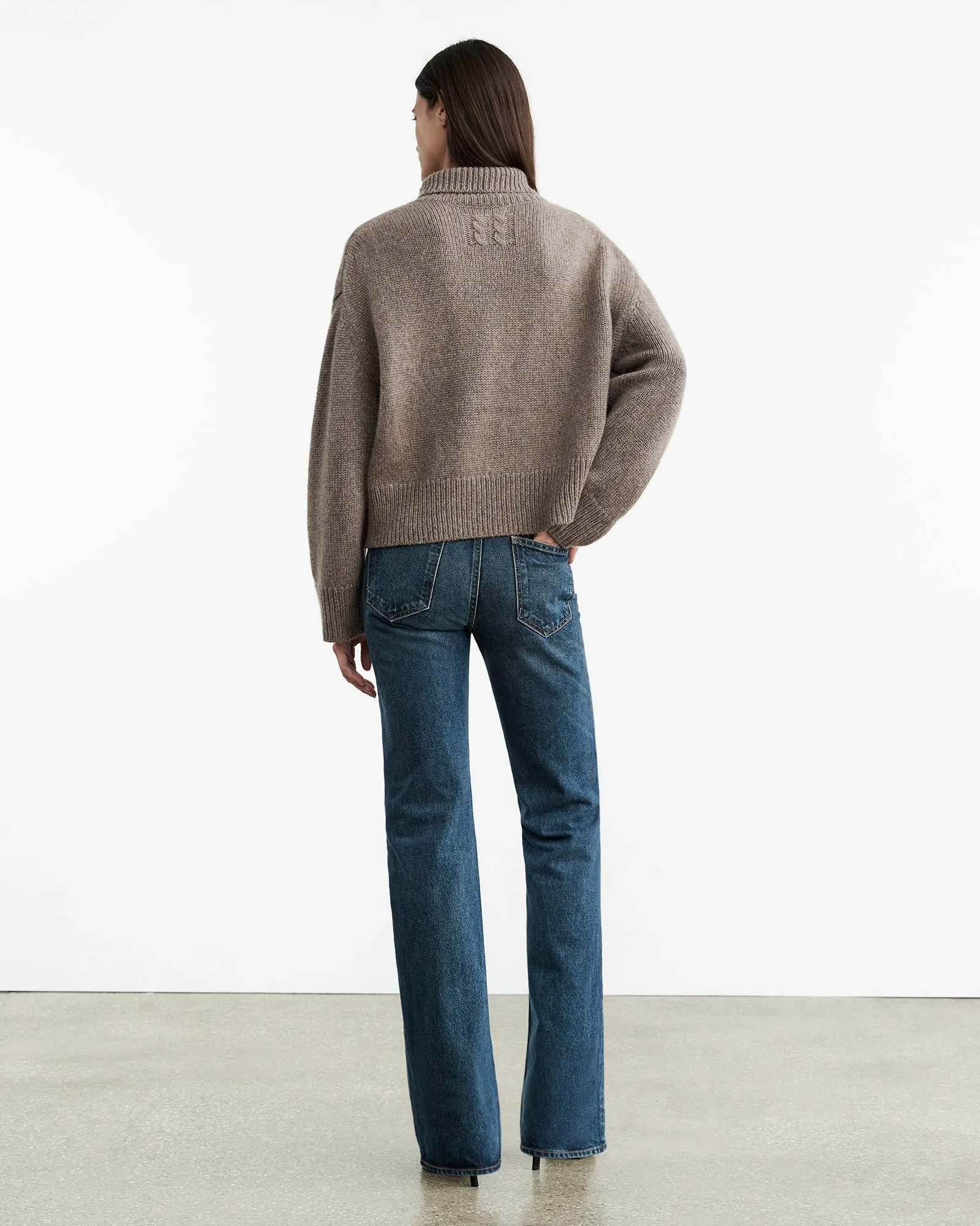 TABITHA CASHMERE SWEATER sold by Nili Lotan product image thumbnail 5