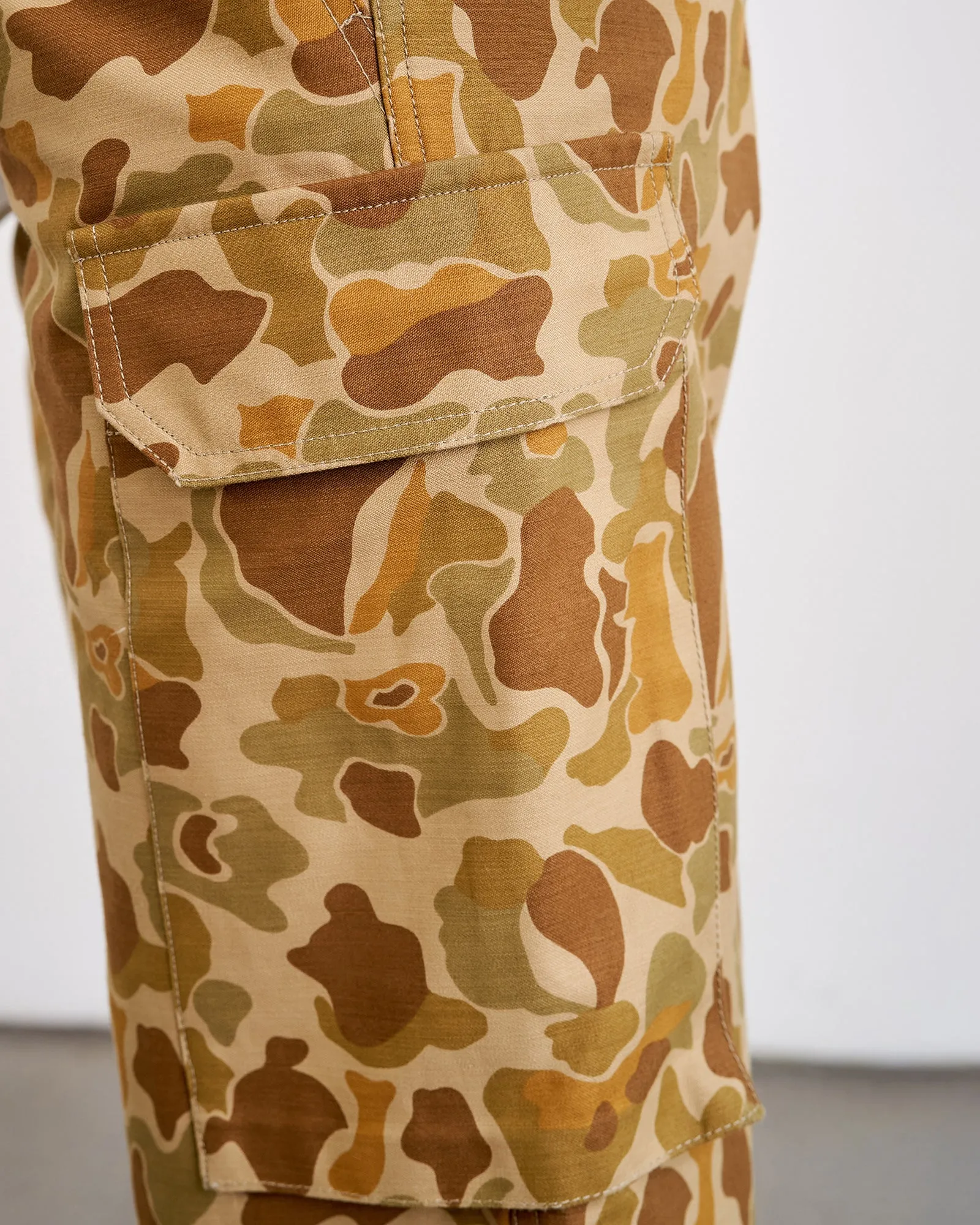 CAMOUFLAGE YANNIC CARGO PANT sold by Nili Lotan product image thumbnail 3