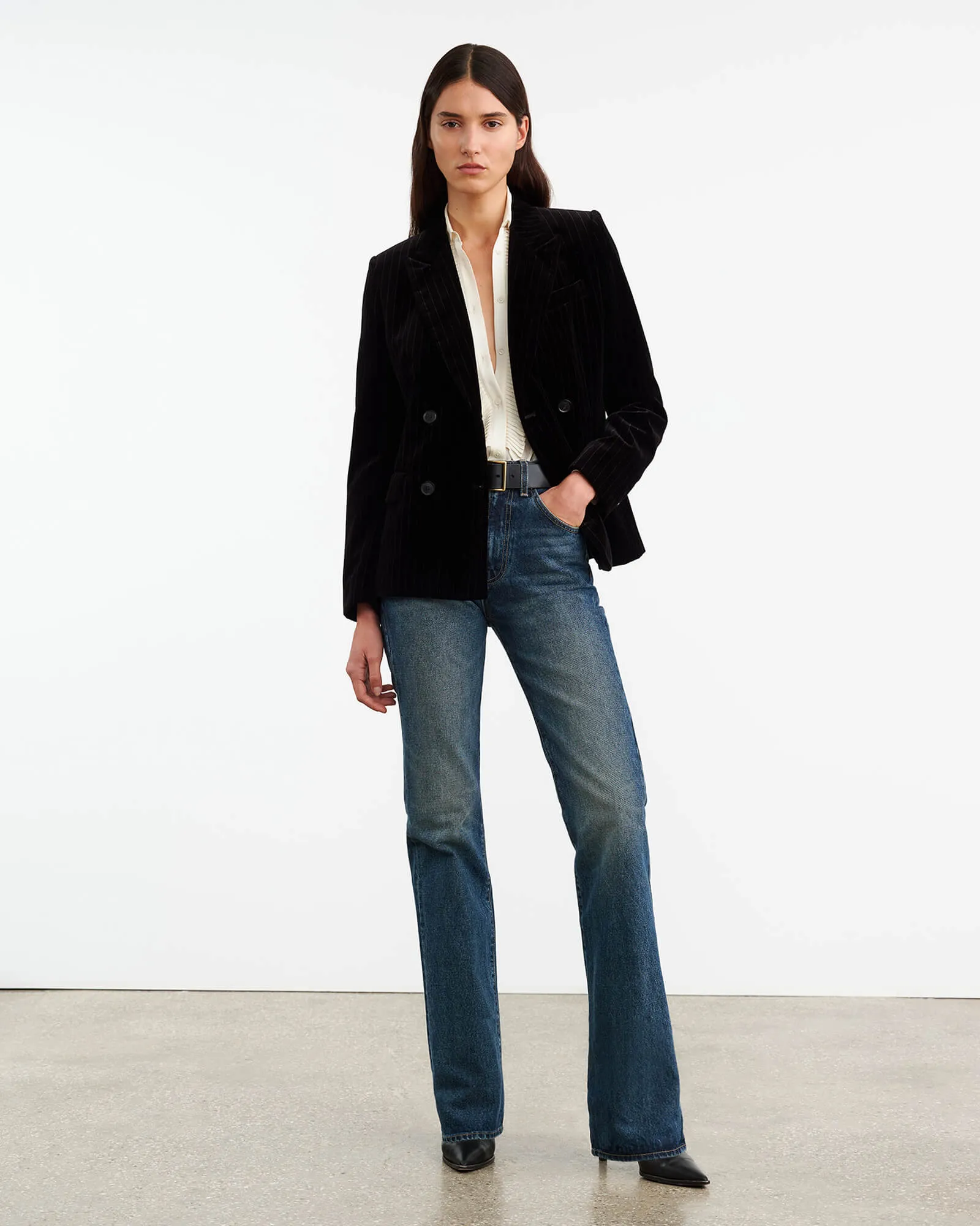 VEDA VELVET JACKET sold by Nili Lotan product image thumbnail 4