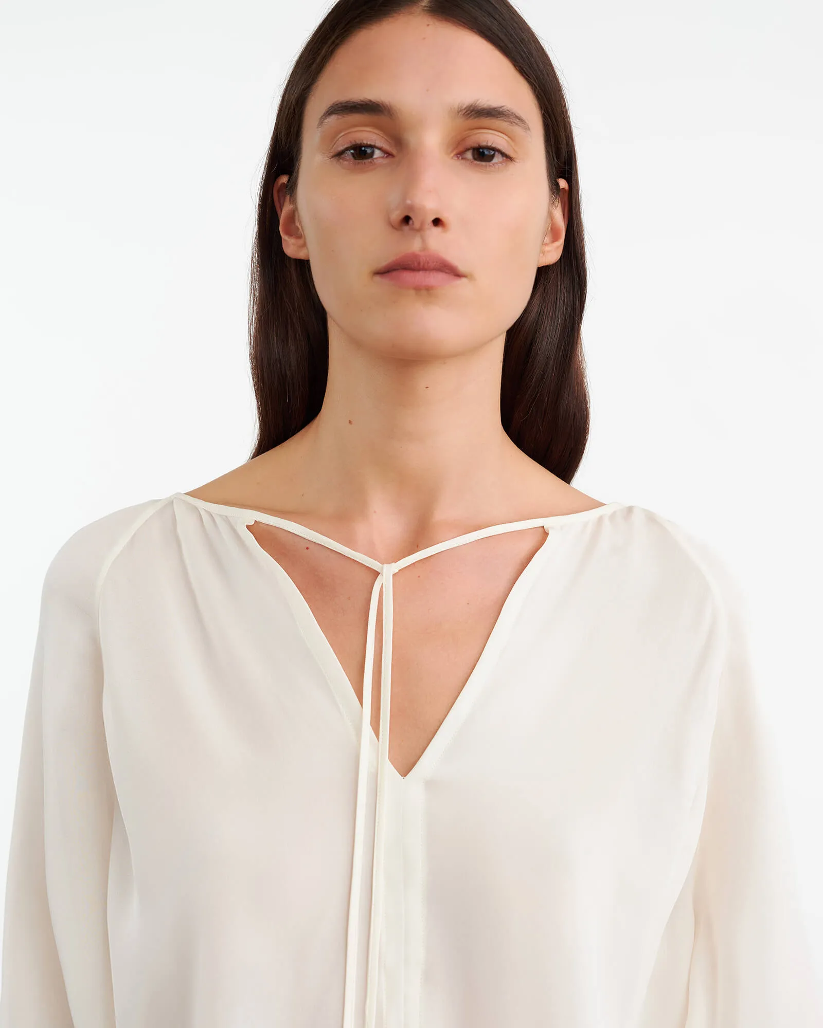 ACADIA SILK BLOUSE sold by Nili Lotan product image thumbnail 3