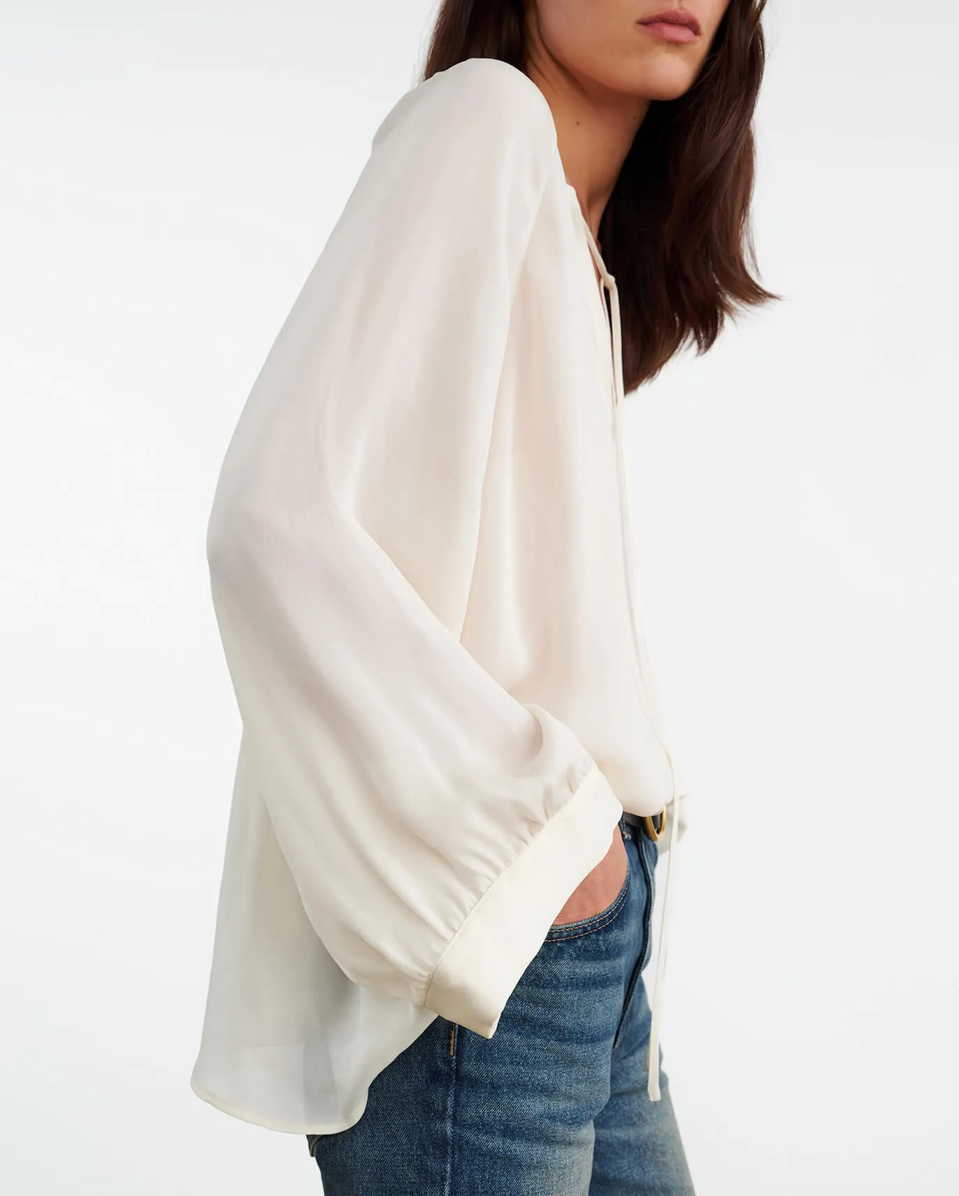 ACADIA SILK BLOUSE sold by Nili Lotan product image thumbnail 4