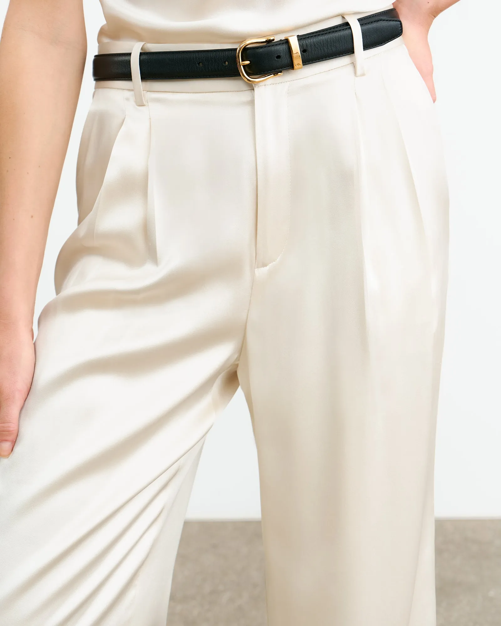 FLAVIE SILK PANT sold by Nili Lotan product image thumbnail 3