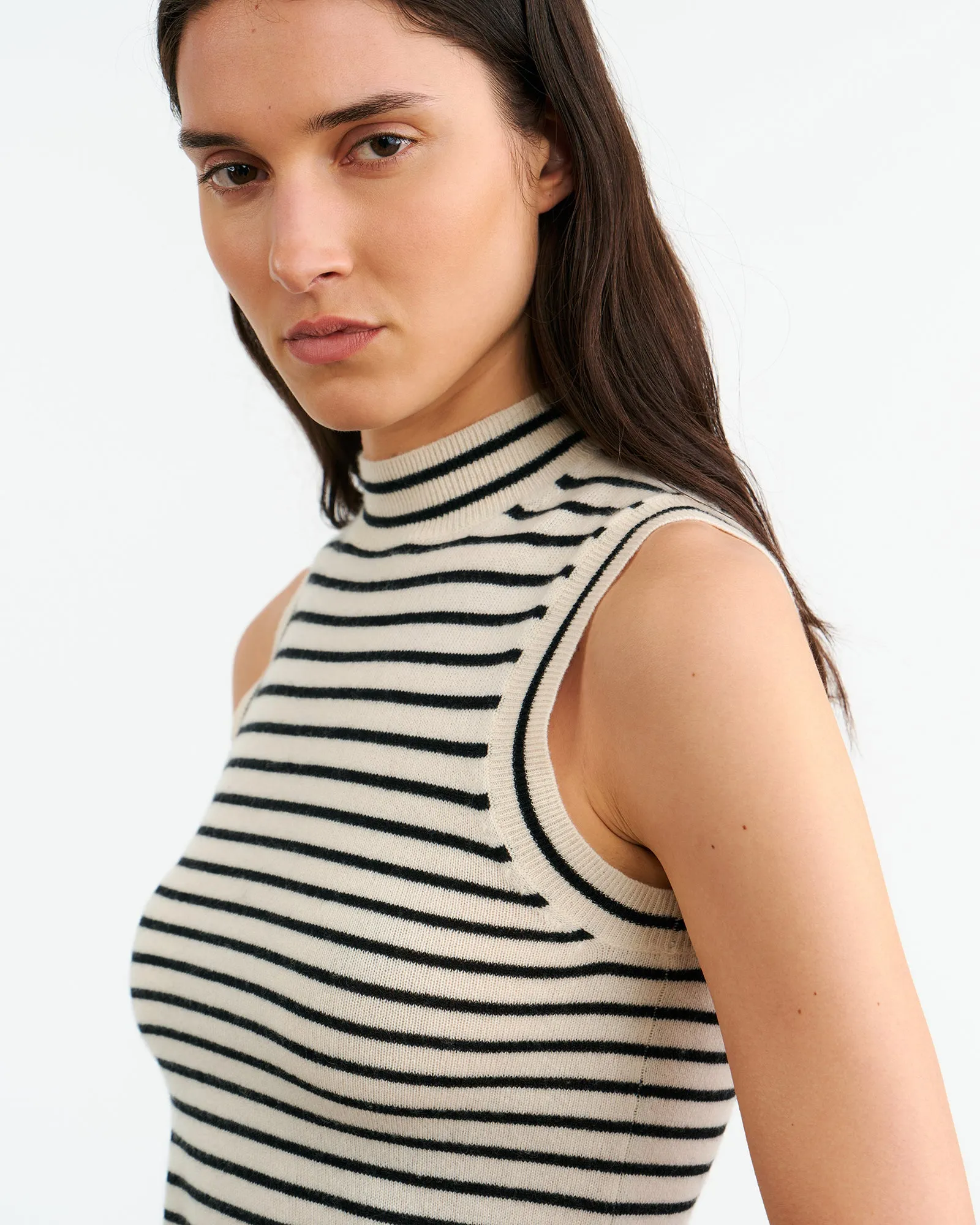 MASHA CASHMERE TANK sold by Nili Lotan product image thumbnail 3