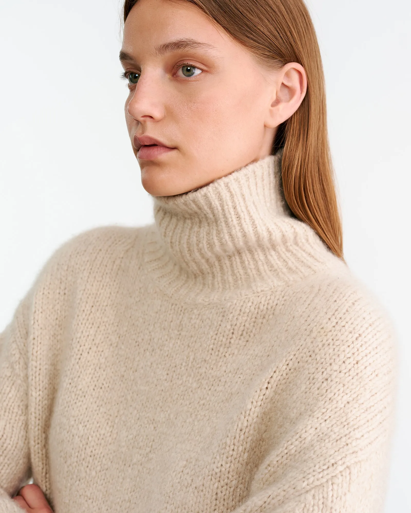 TABITHA CASHMERE SWEATER sold by Nili Lotan product image thumbnail 3