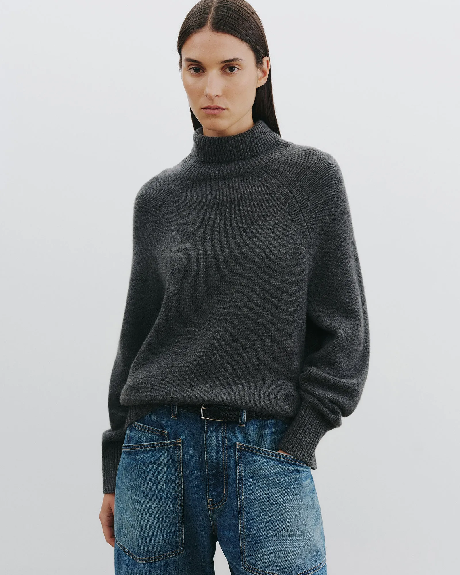 TABITHA CASHMERE SWEATER sold by Nili Lotan product image thumbnail 5