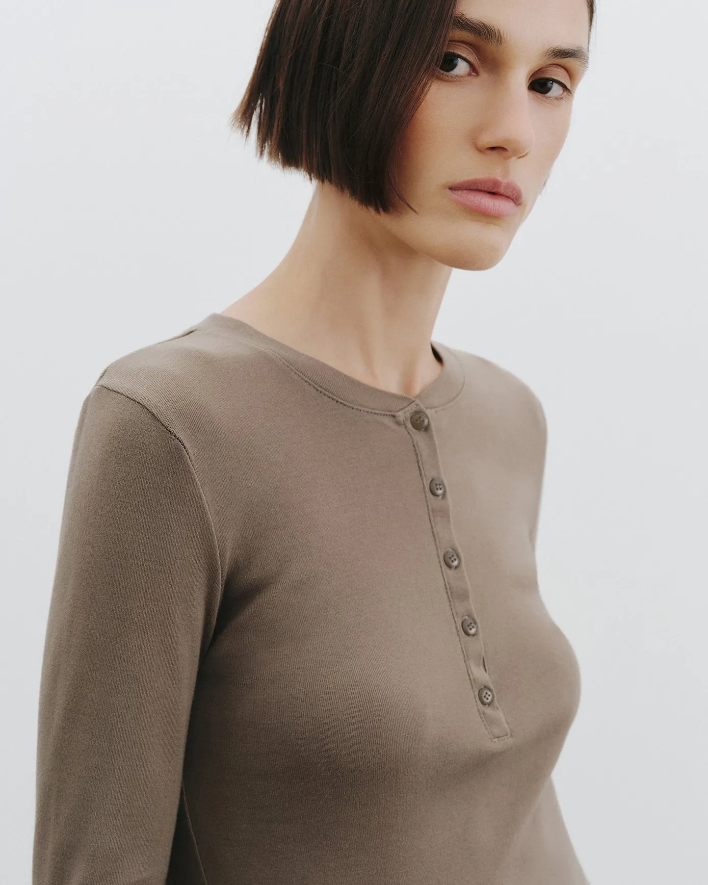 JORDAN HENLEY TEE sold by Nili Lotan product image thumbnail 3