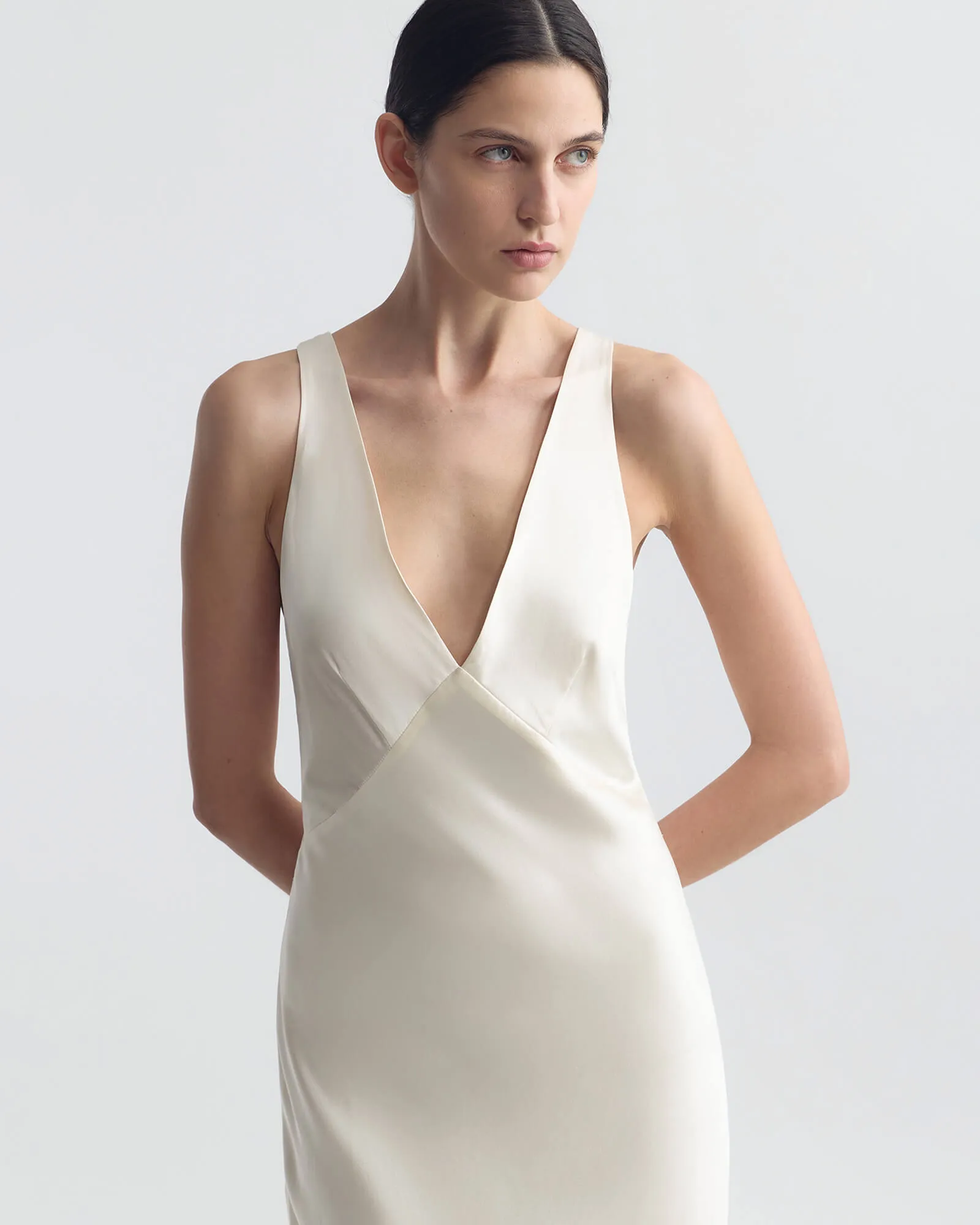 ALINE GOWN sold by Nili Lotan product image thumbnail 5