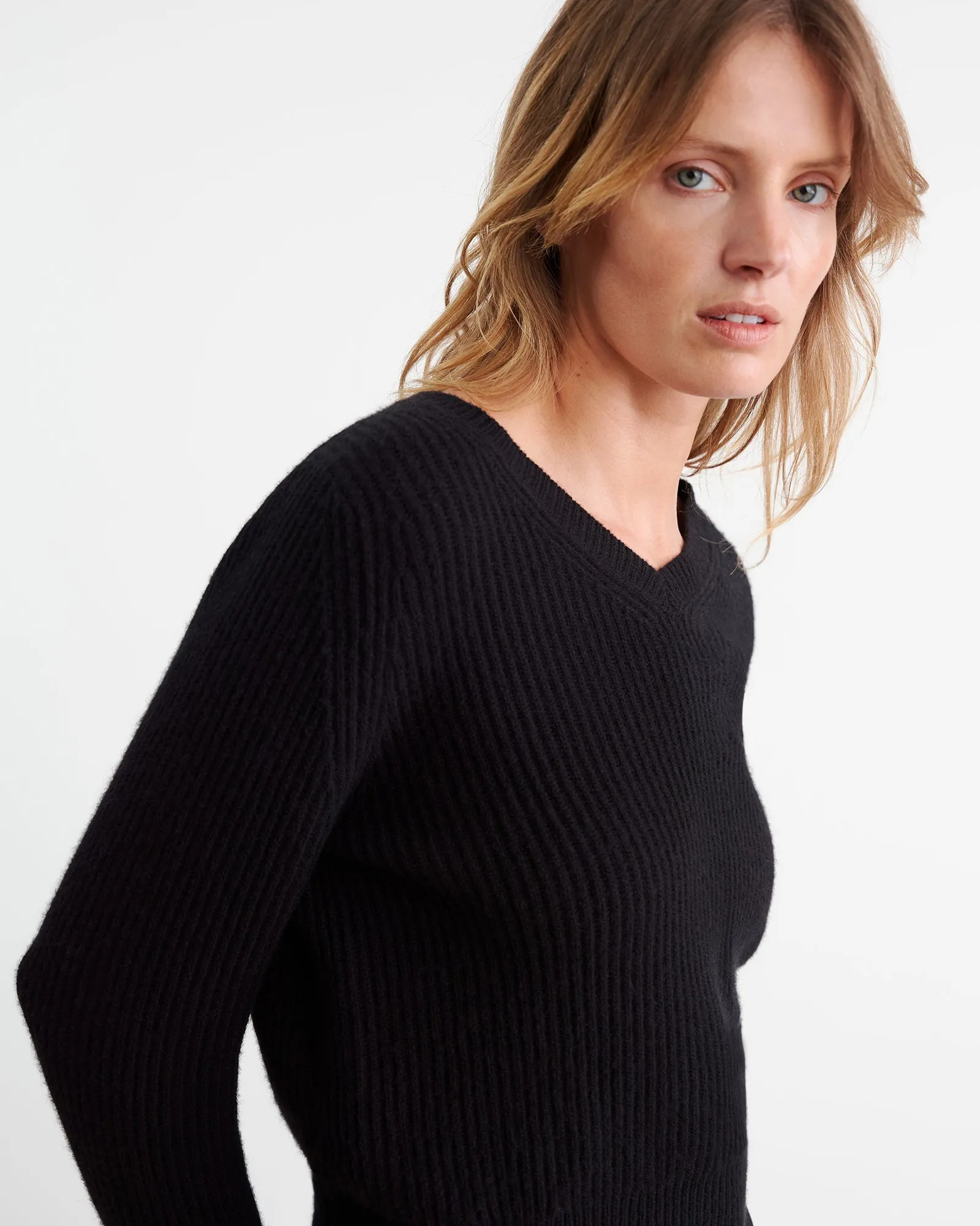 KORINA CASHMERE SWEATER sold by Nili Lotan product image thumbnail 3