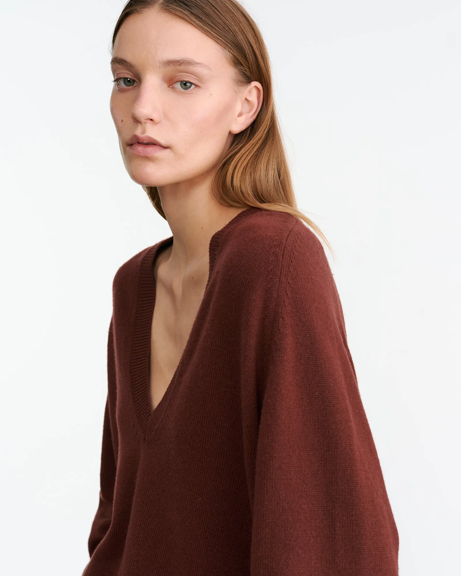FERON CASHMERE SWEATER sold by Nili Lotan product image thumbnail 3