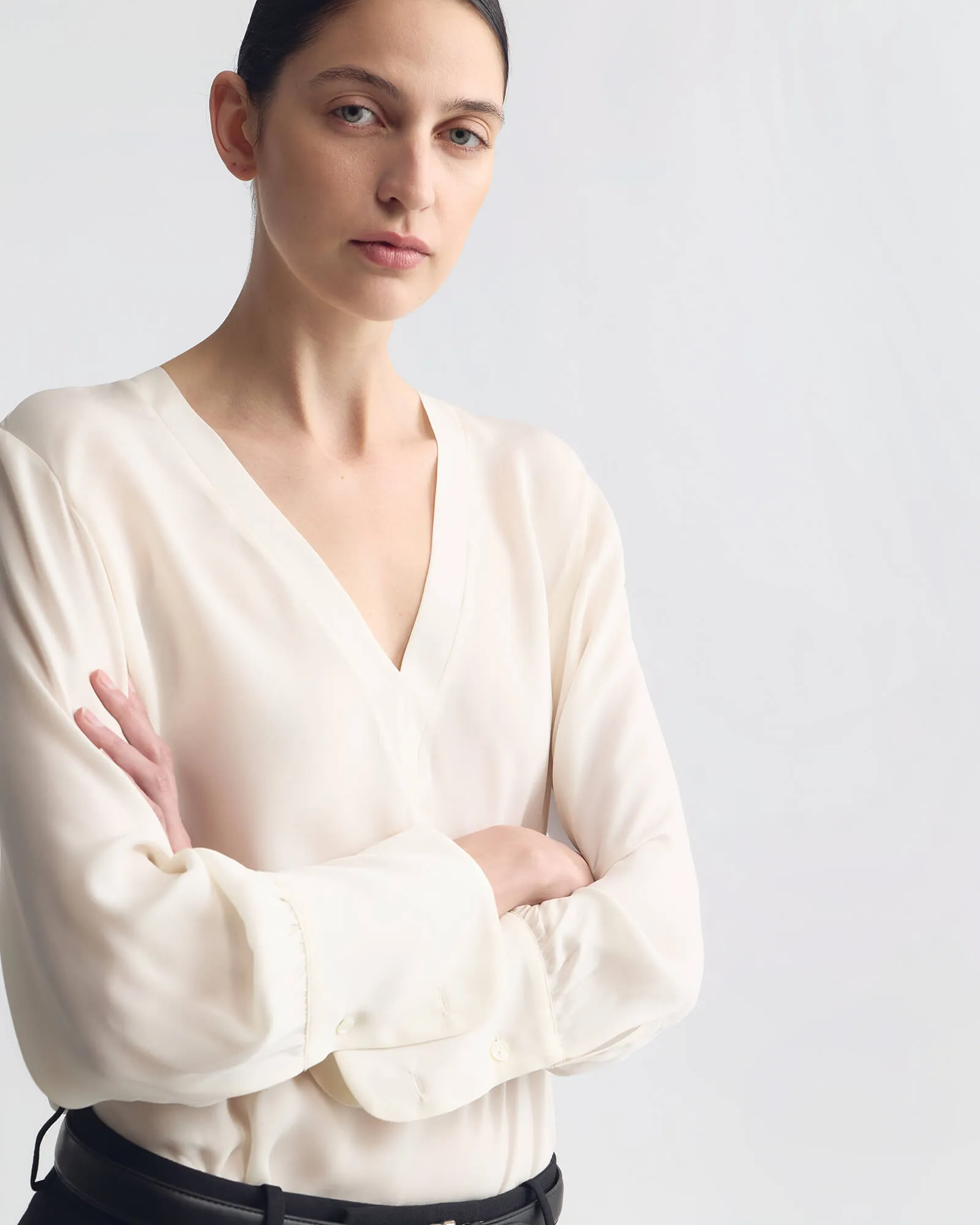 MARIPOSA SILK BLOUSE sold by Nili Lotan product image thumbnail 4