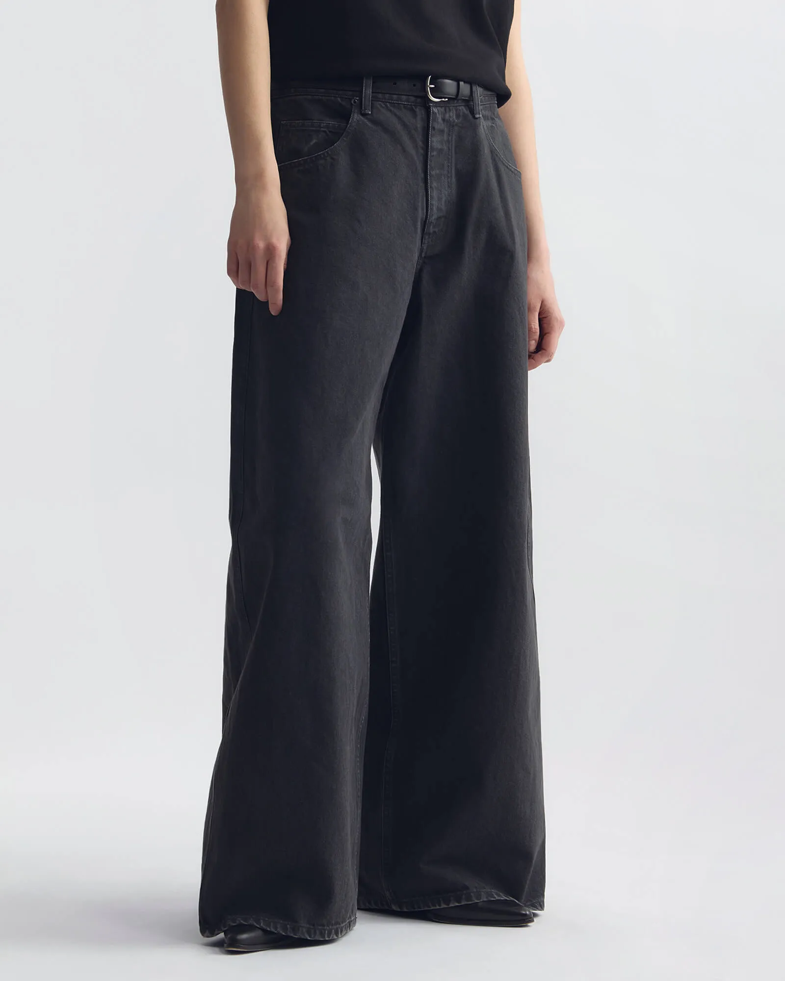 TERESE DENIM PANT sold by Nili Lotan product image thumbnail 4