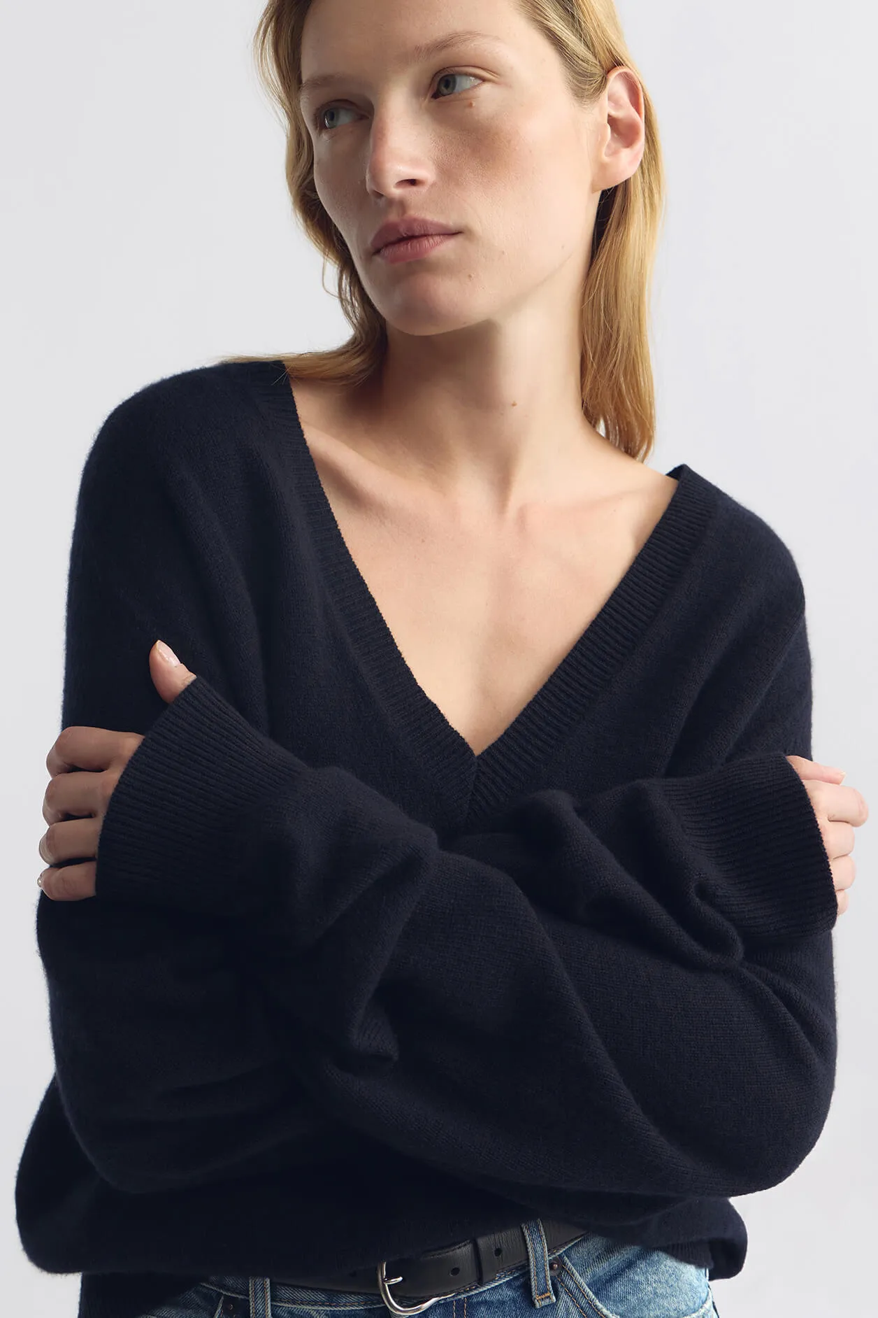 FERON CASHMERE SWEATER sold by Nili Lotan product image thumbnail 3