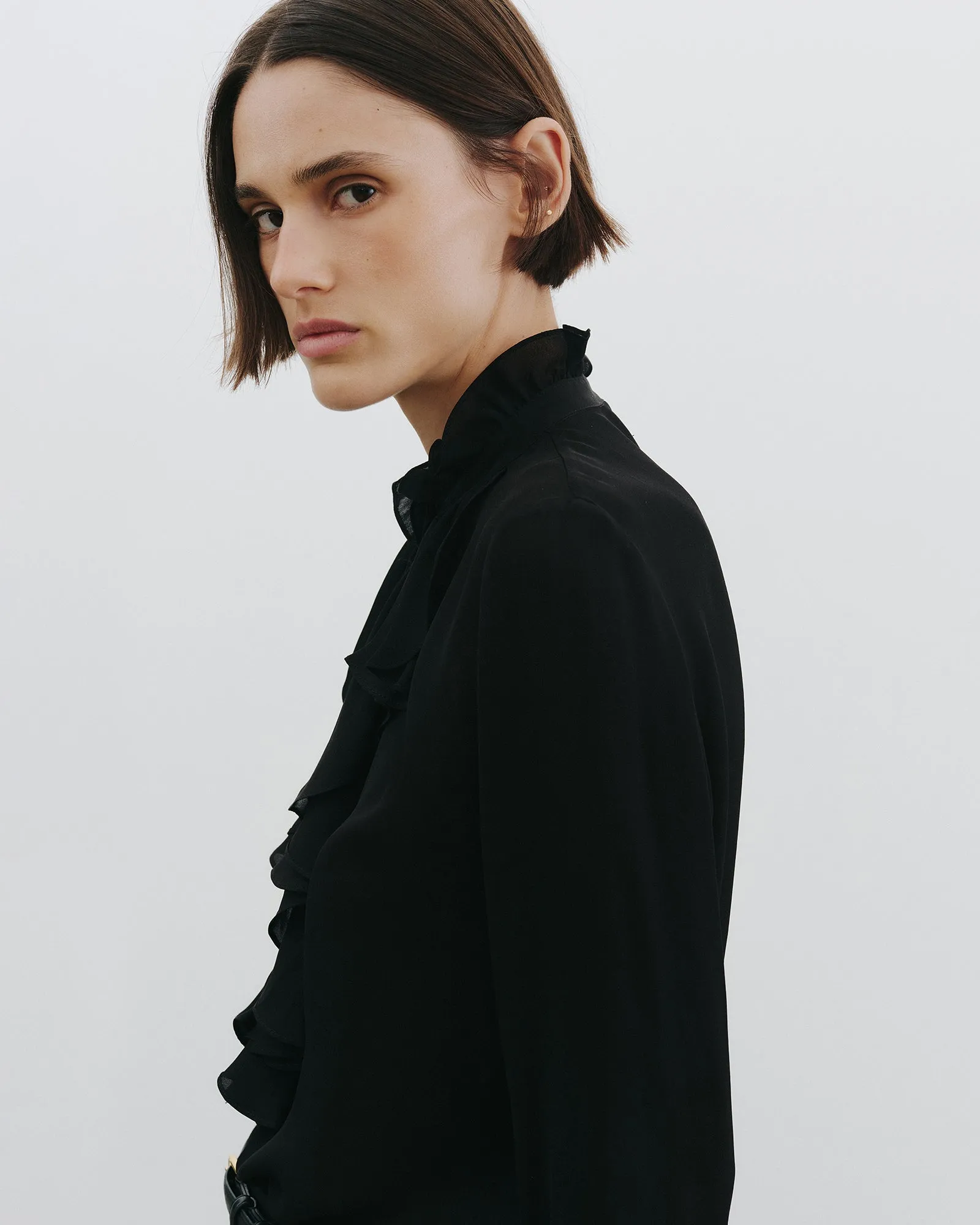 LILY SILK BLOUSE sold by Nili Lotan product image thumbnail 4
