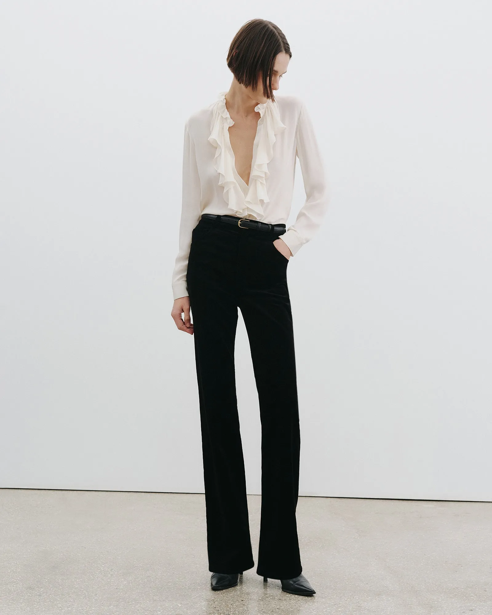 LILY SILK BLOUSE sold by Nili Lotan product image thumbnail 5