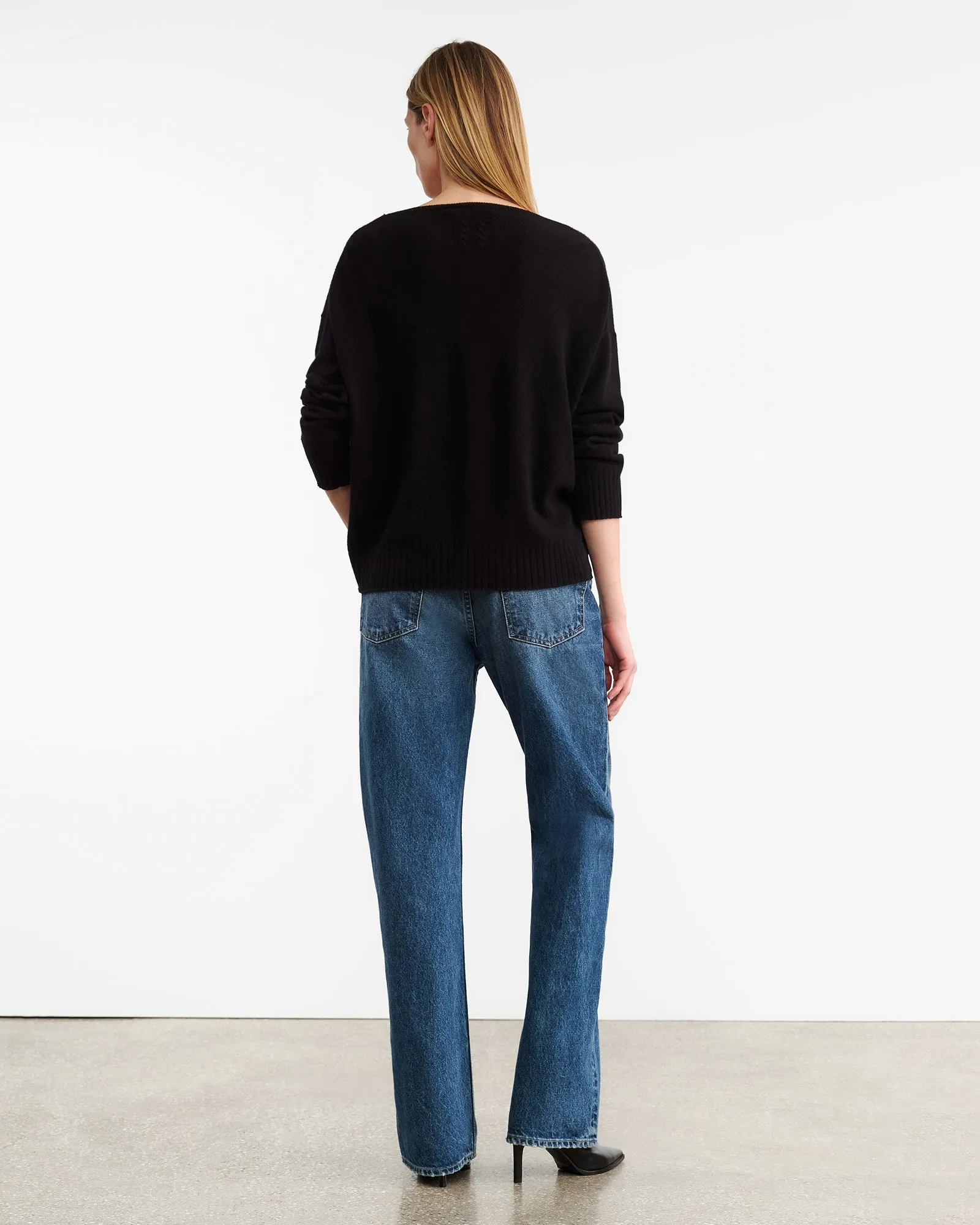 BOYFRIEND CASHMERE SWEATER sold by Nili Lotan product image thumbnail 5