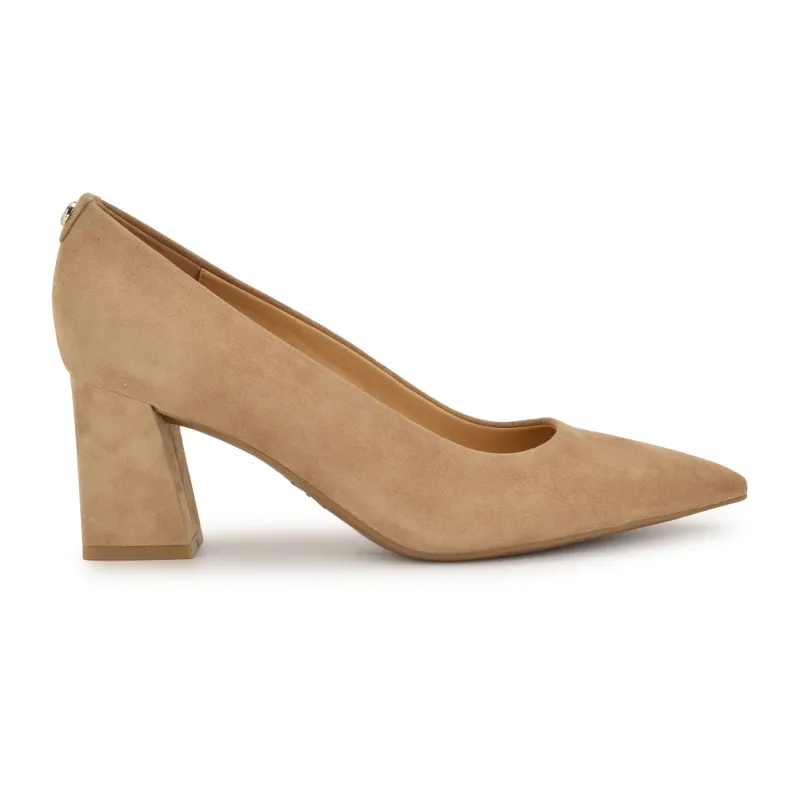 Kalore Leather 9x9 Pumps made by Nine West