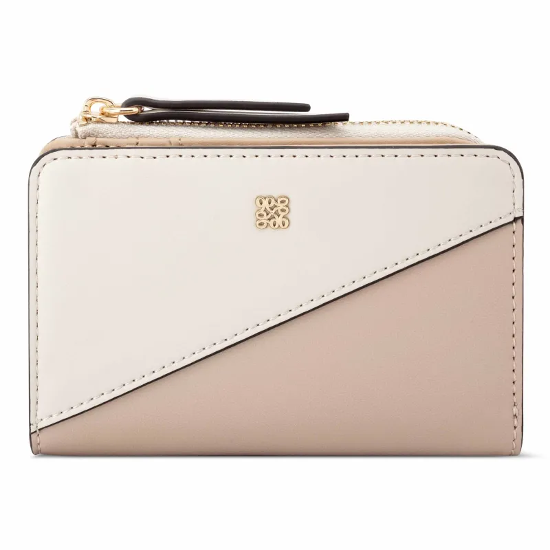 Elowyn Zip Around Card Case sold by Nine West
