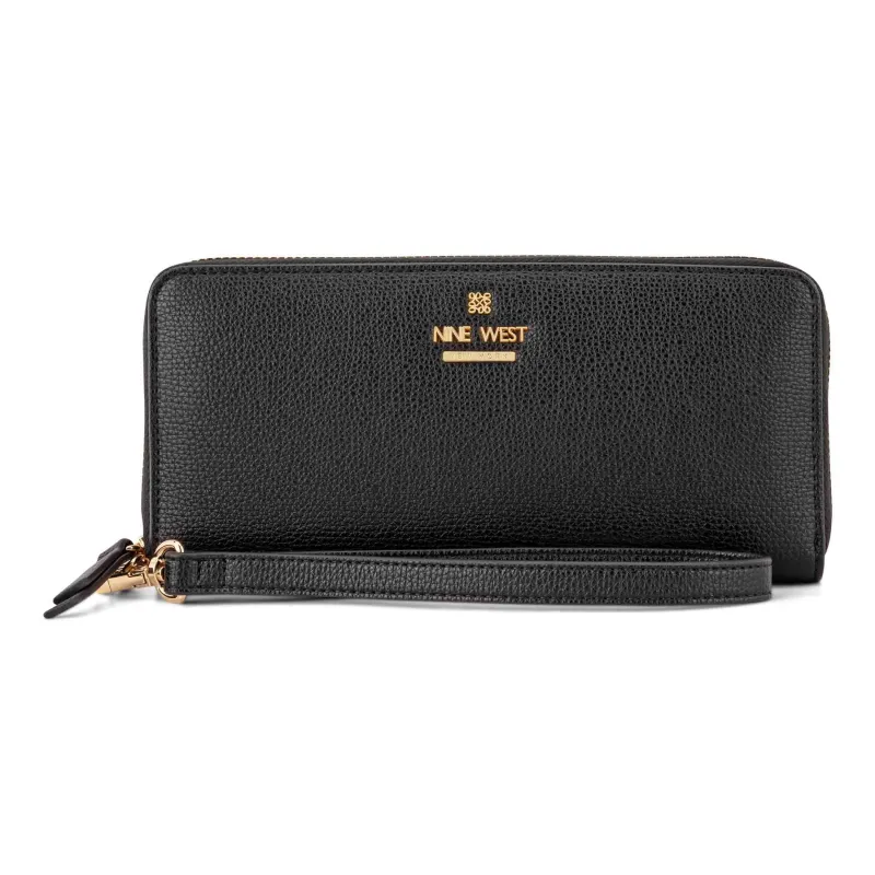 Luela Zip Around with wristlet made by Nine West