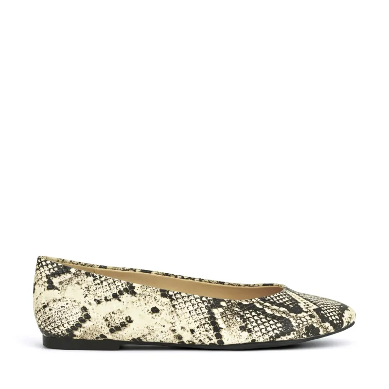 Valore Ballet Flats made by Nine West