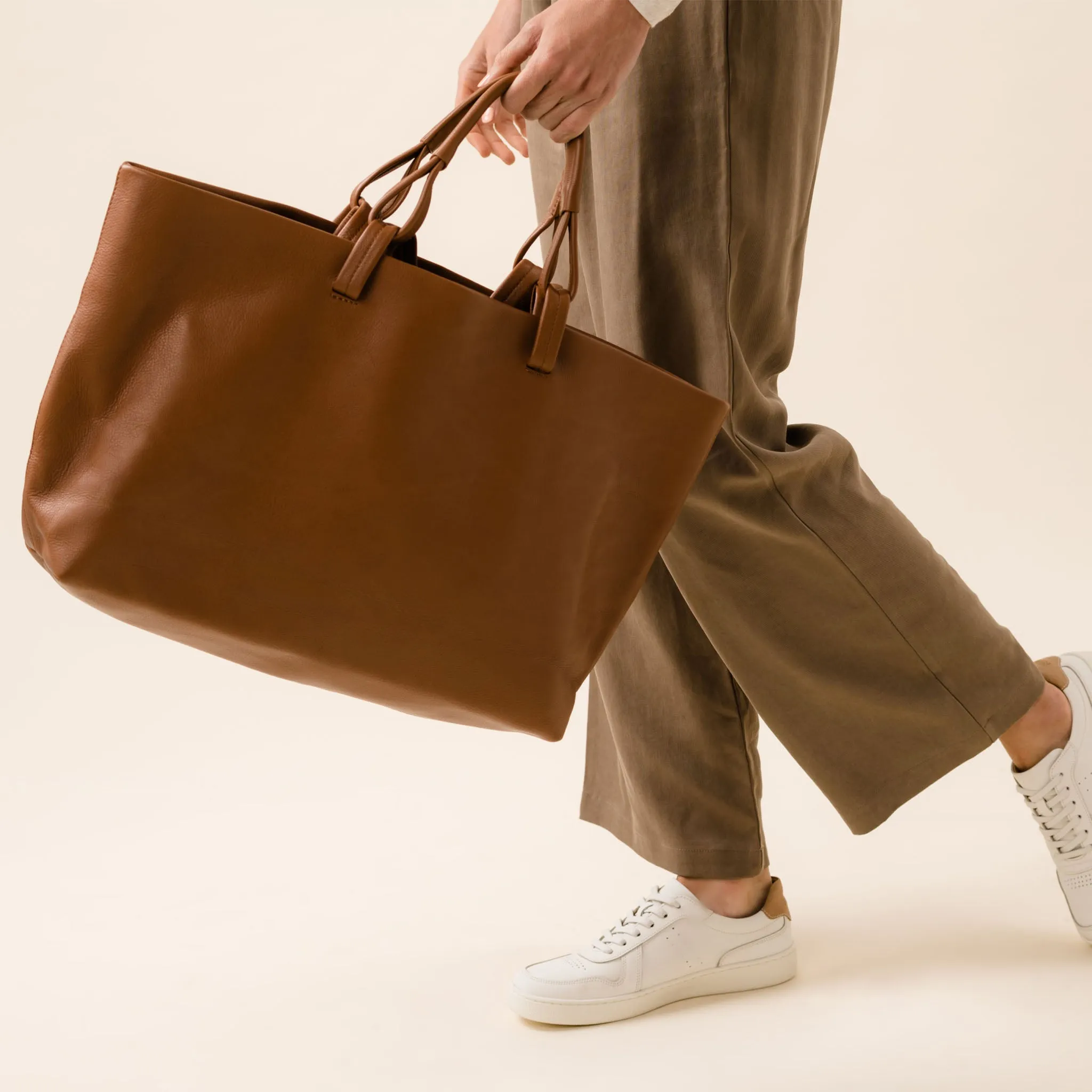 Camila Everyday Tote Caramel sold by Nisolo product image thumbnail 4