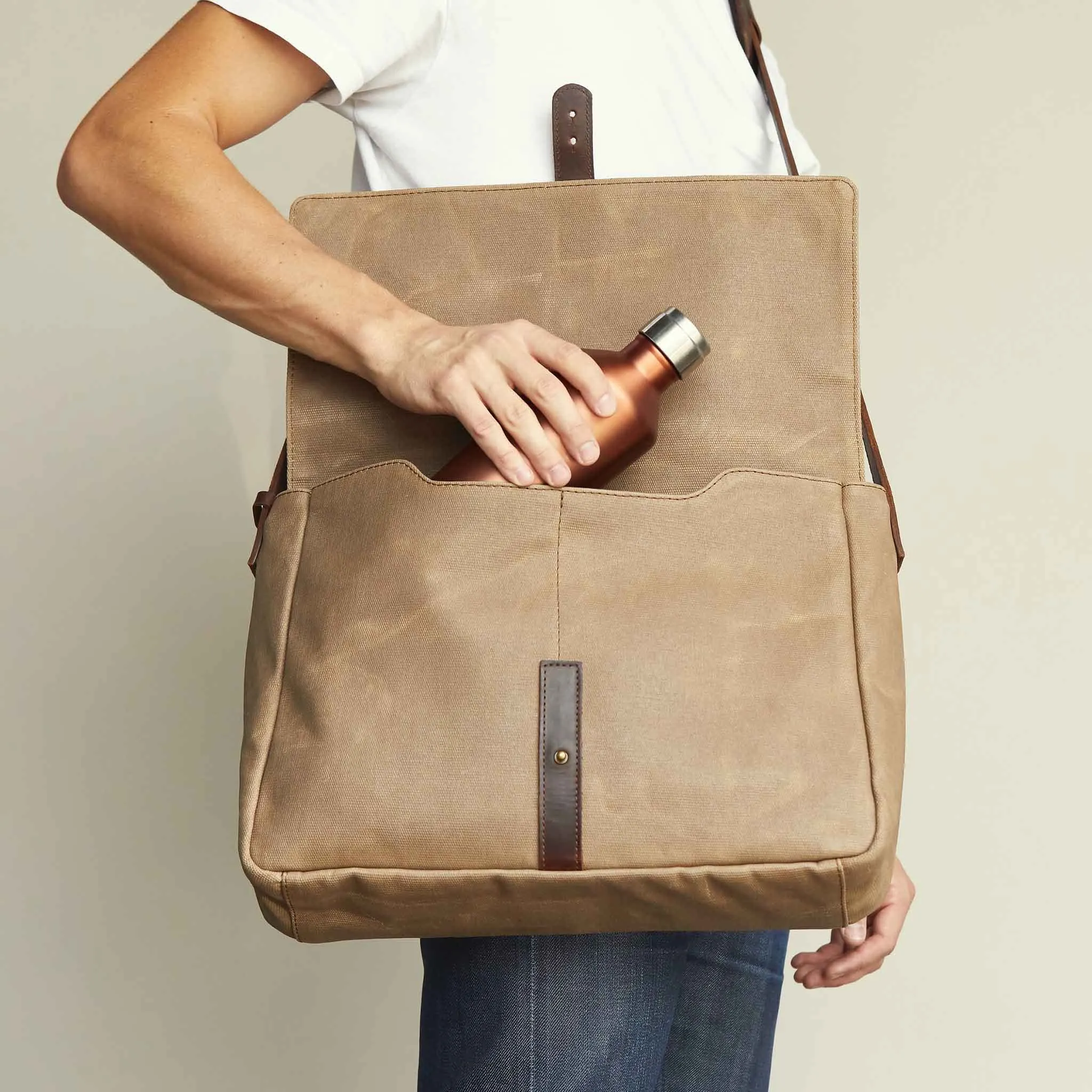 Loreto Messenger Bag Waxed Canvas sold by Nisolo product image thumbnail 5