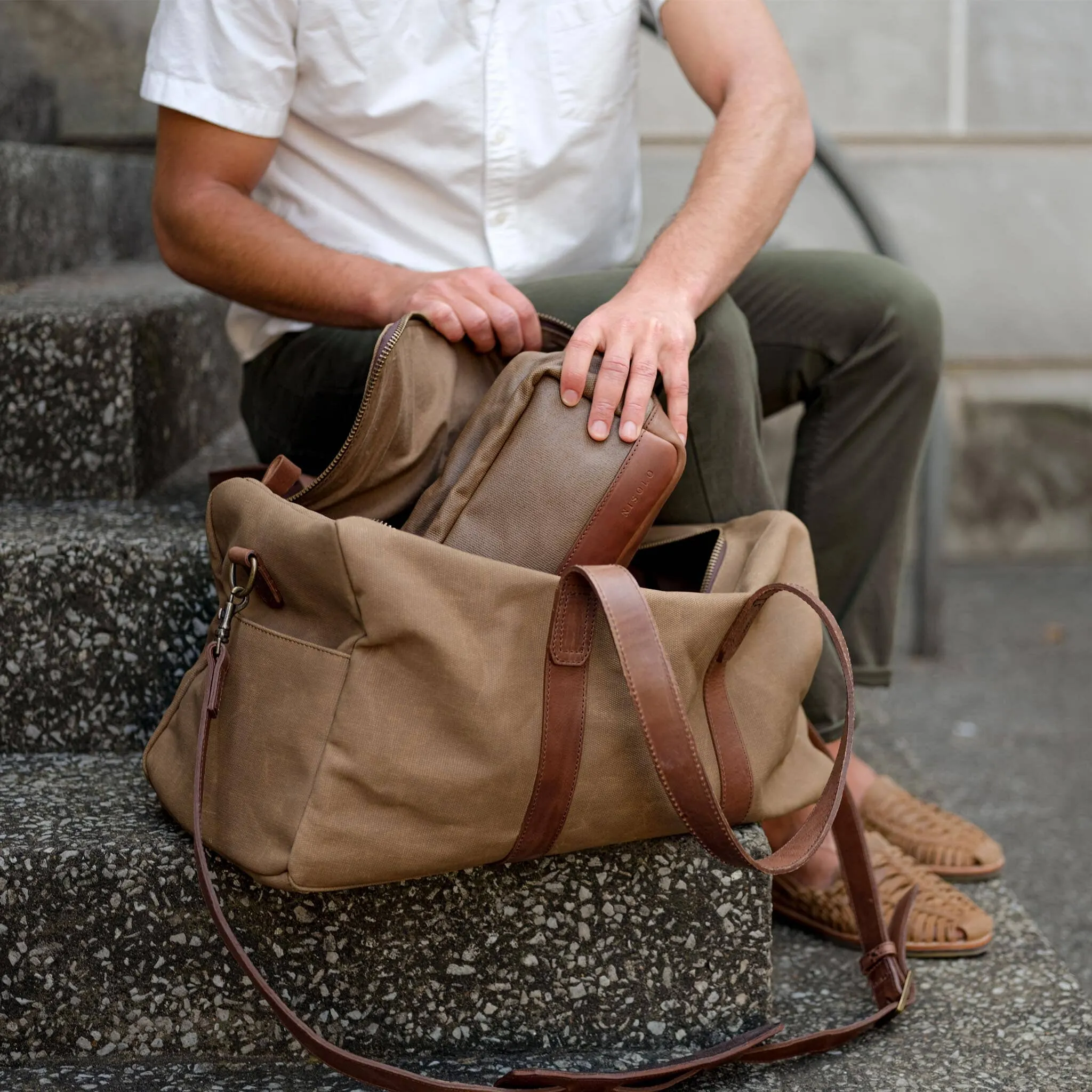 Luis Weekender Waxed Canvas sold by Nisolo product image thumbnail 2