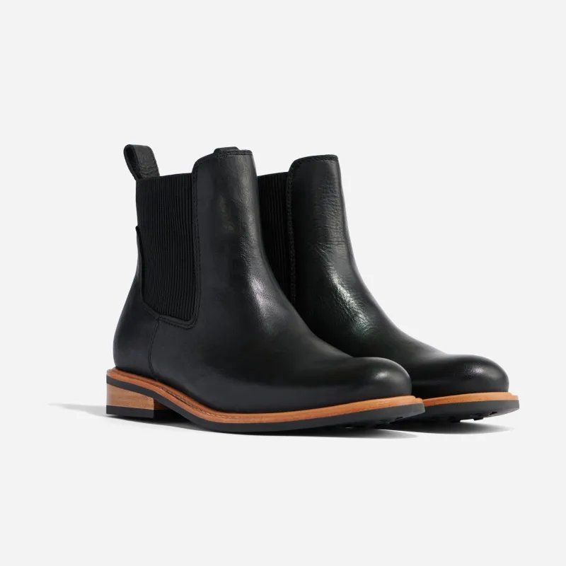 Carmen Chelsea Boot Black made by Nisolo
