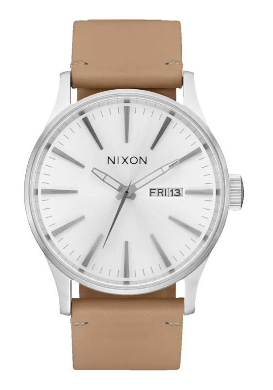 Sentry Leather - All Silver / Tan made by Nixon