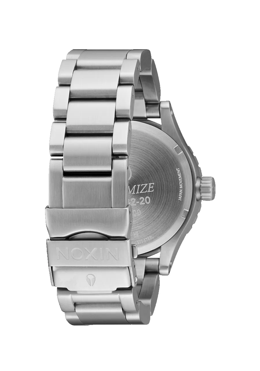 42-20 - All Silver / White sold by Nixon product image thumbnail 4