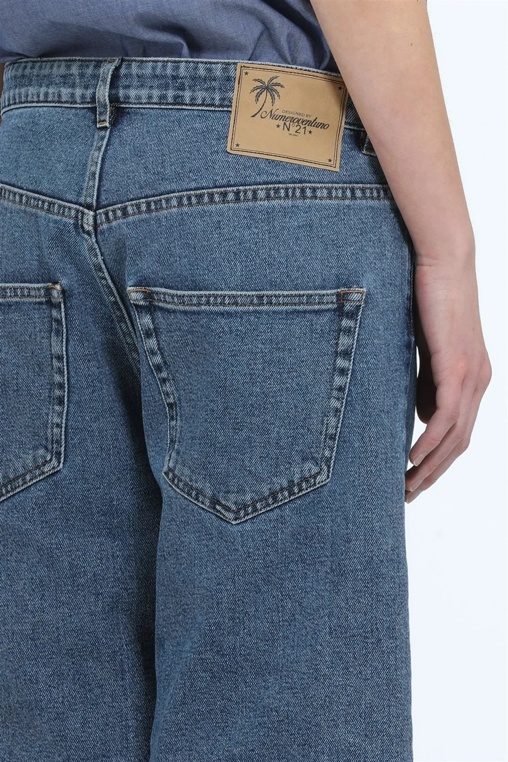 Bermuda in denim sold by No. 21 product image thumbnail 5