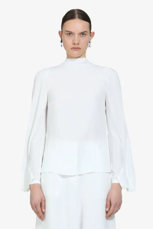 Blusa con maniche lunghe svasate sold by No. 21