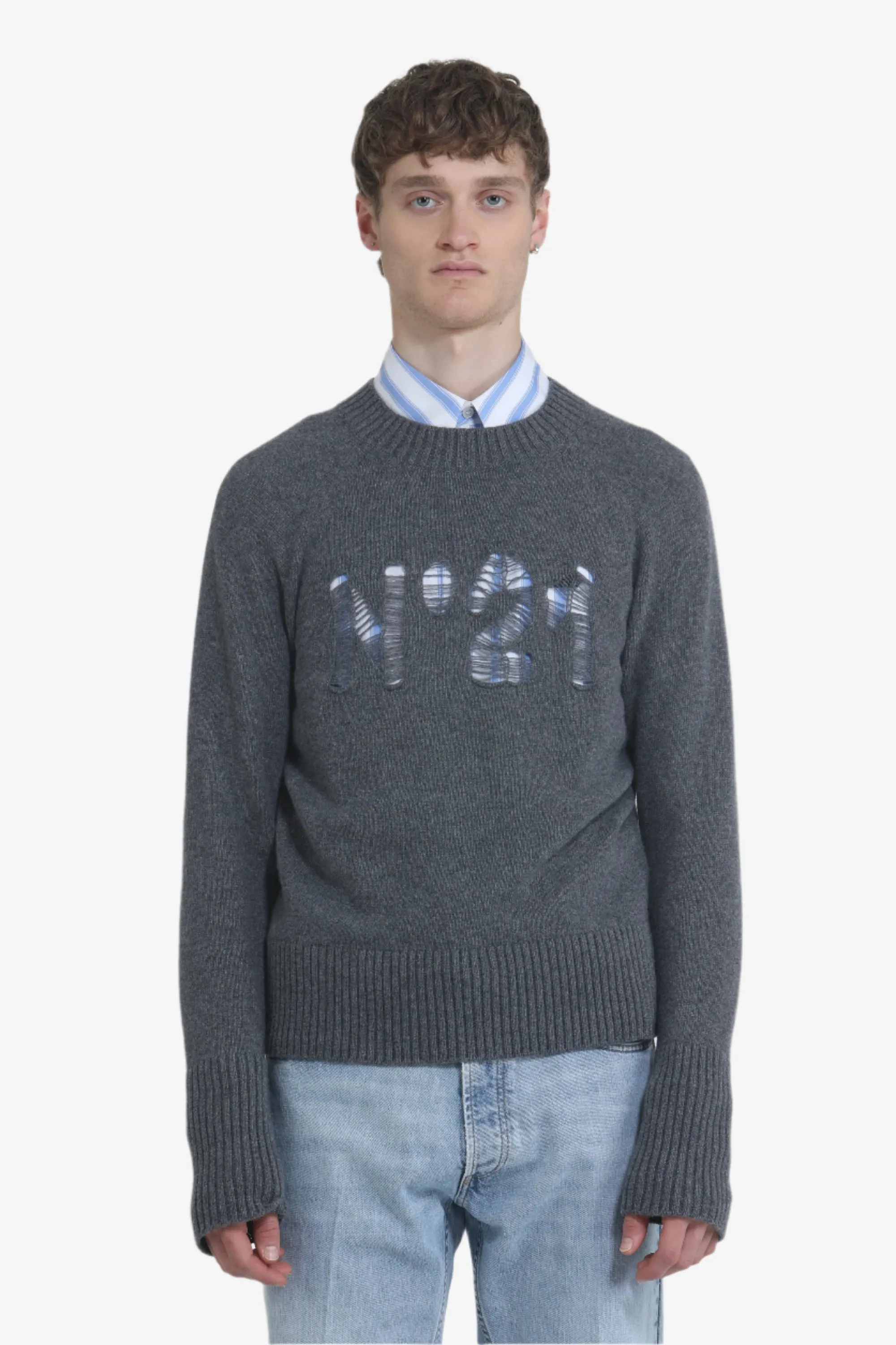 Maglione con logo sold by No. 21