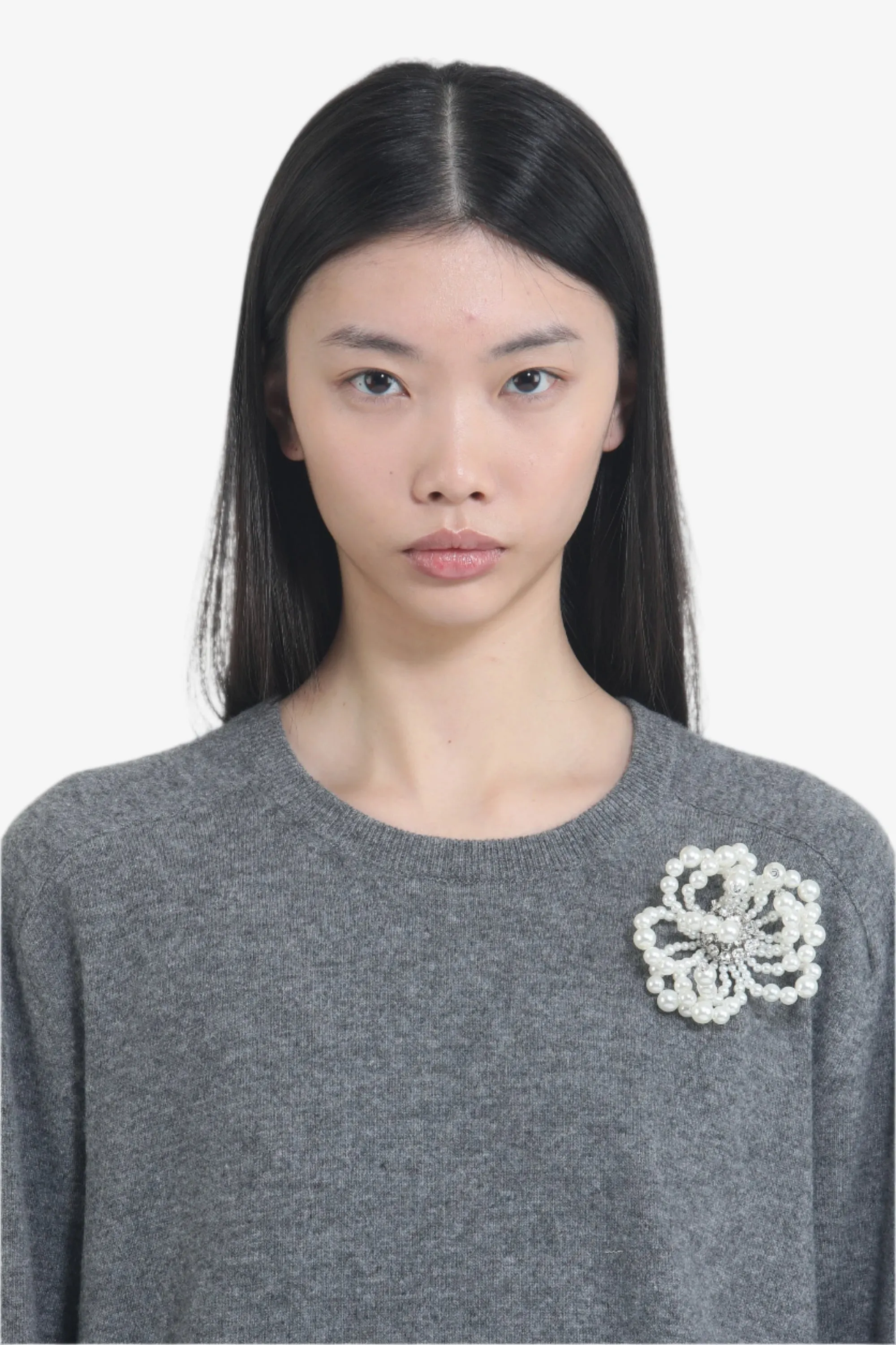 Spilla con perle a forma di fiore sold by No. 21