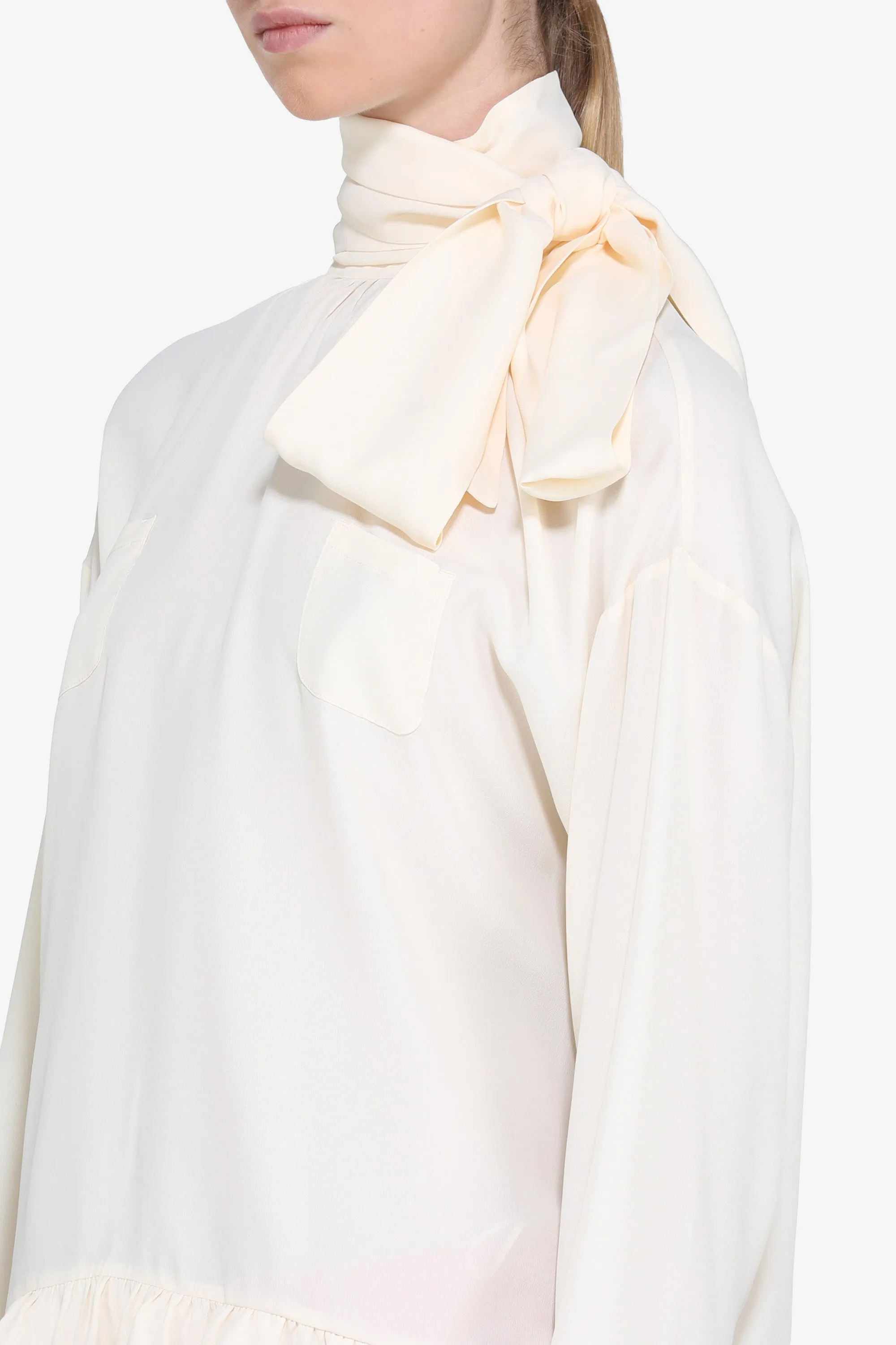 Blusa con fiocco sold by No. 21 product image thumbnail 5